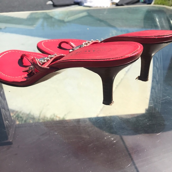 Red coach leather kitten heals 8 1/2 - Picture 2 of 2
